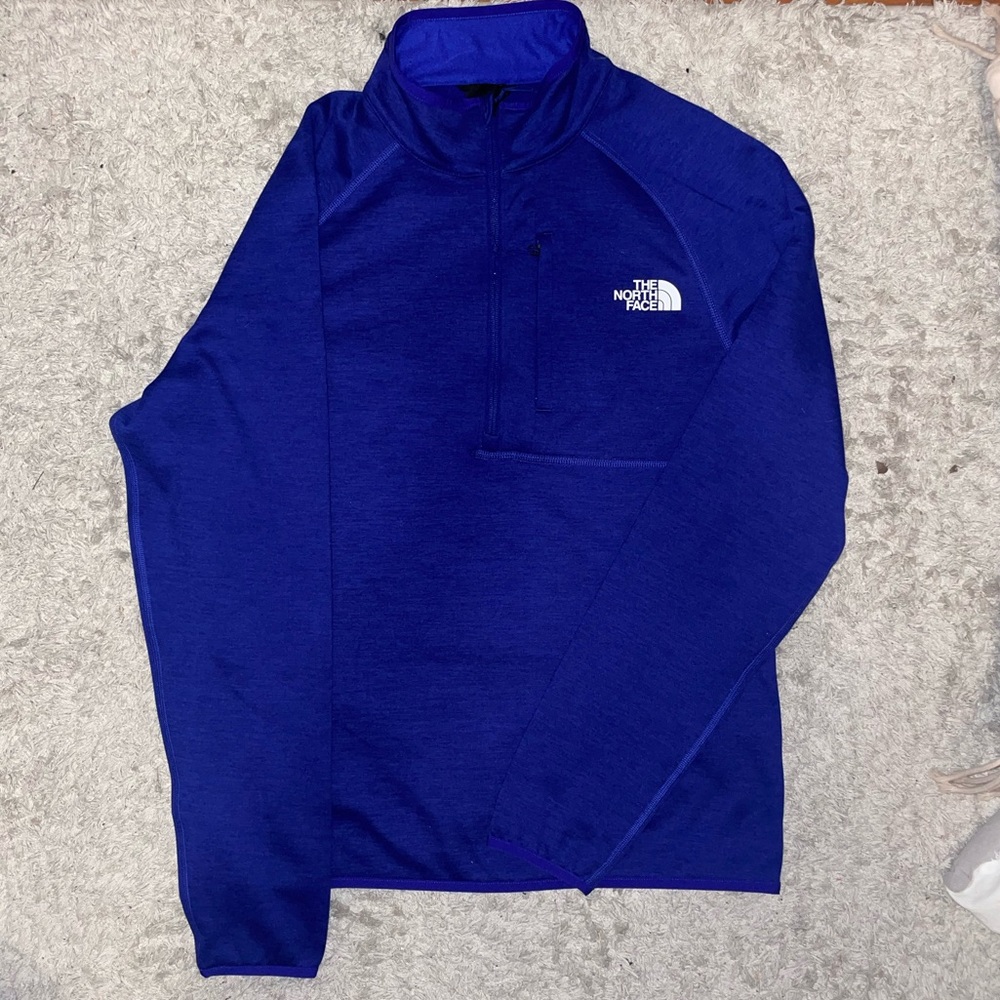 *Brand New* North Face quarter-zip